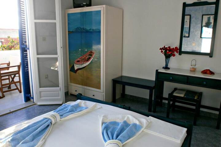 Room 10 of 63
