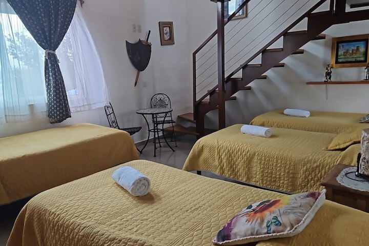 Room 4 of 30