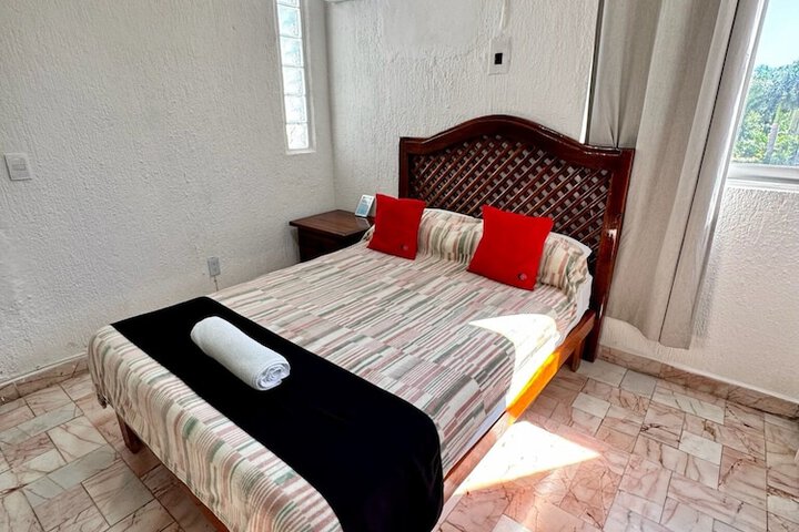 Room 36 of 71