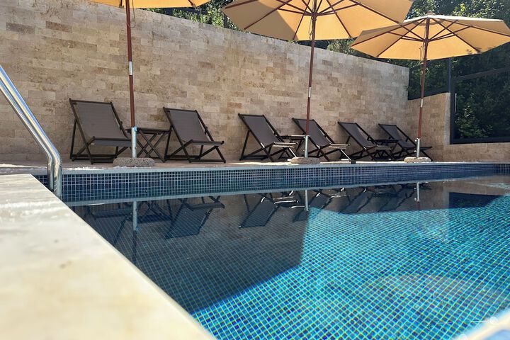 Pool 39 of 54