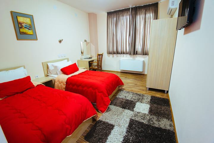 Room 19 of 61