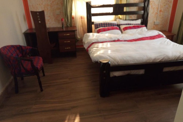 Room 8 of 24