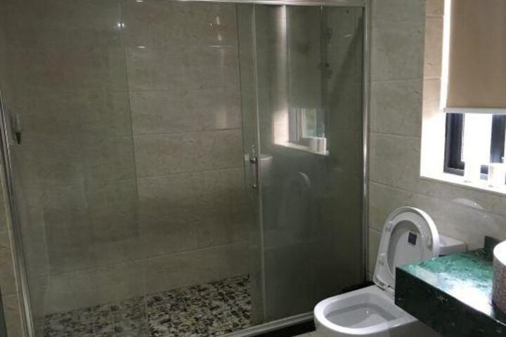 Baoyi Business Hotel