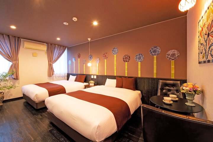 Room 34 of 82