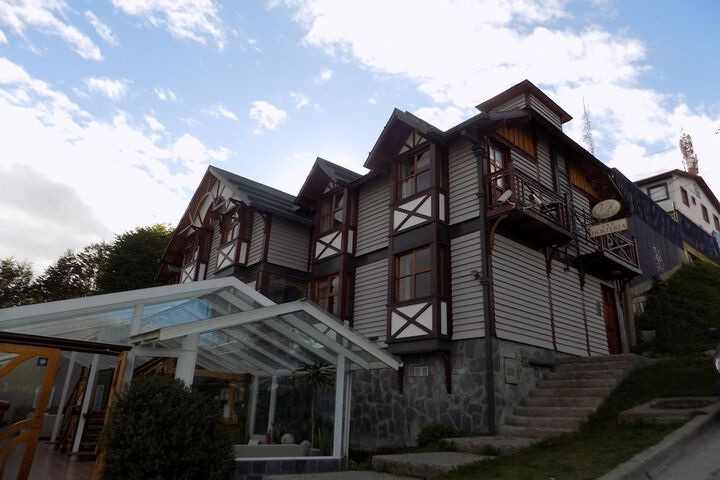 Exterior of Hosteria Patagonia Jarke