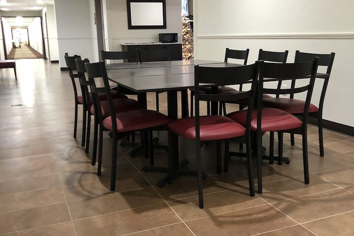 Breakfast/Coffee Service 28 of 30