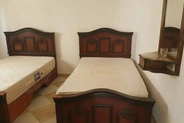 Room 2 of 8