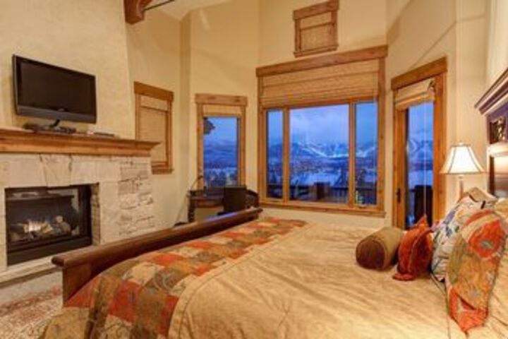 Photo of Last Sun at the Cove by Alpine Ski Properties