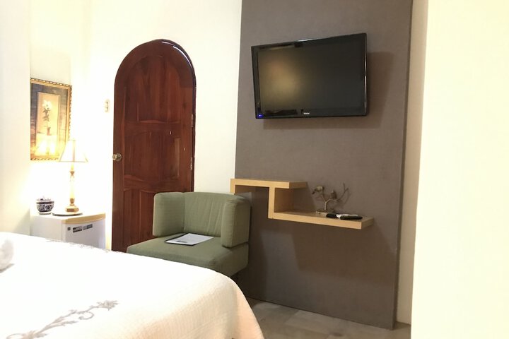 Room 26 of 29