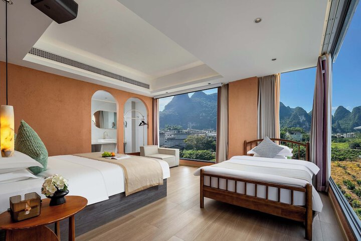 Room 5 of 52