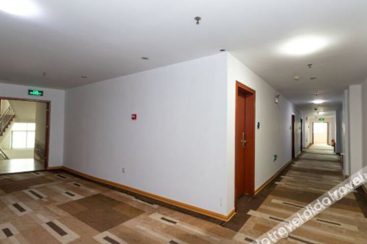 Hotel Interior 10 of 22