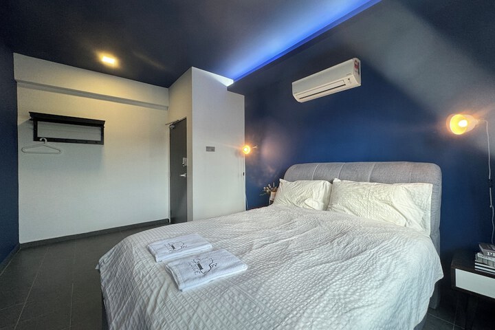 Room 37 of 49