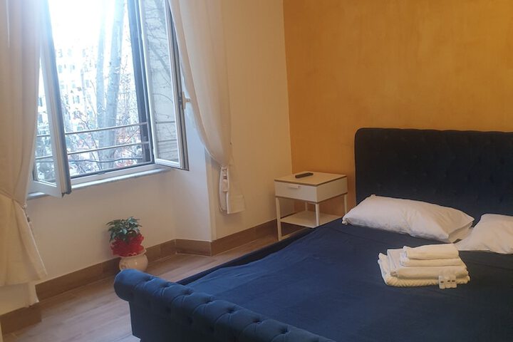 Room 20 of 33