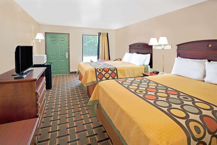 2 Double Beds (4 of 4)