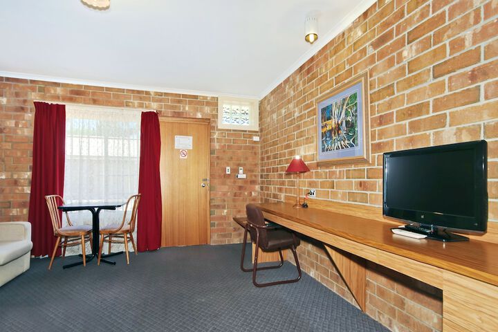 Room 4 of 46