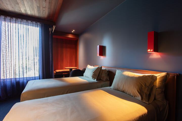 Room 20 of 68
