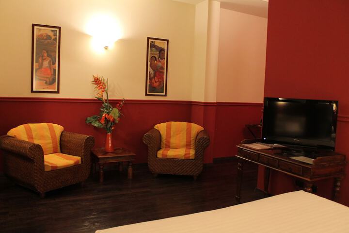 Room 27 of 110