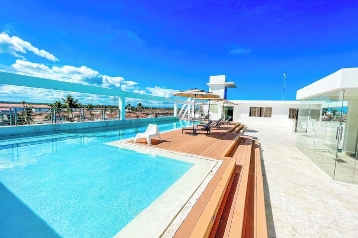 STUDIO APART HOTEL ROOFTOP POOL BEACH