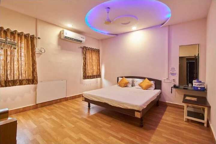 Room 3 of 5