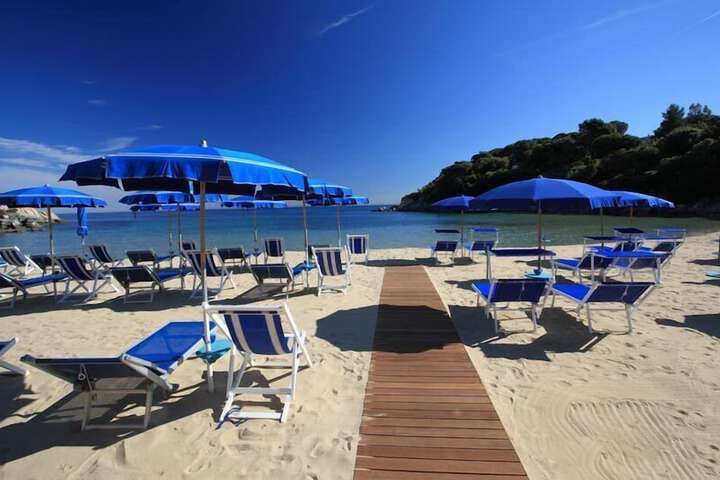Beach 93 of 110
