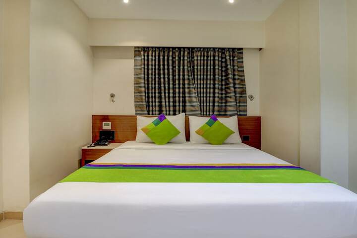 Room 15 of 40