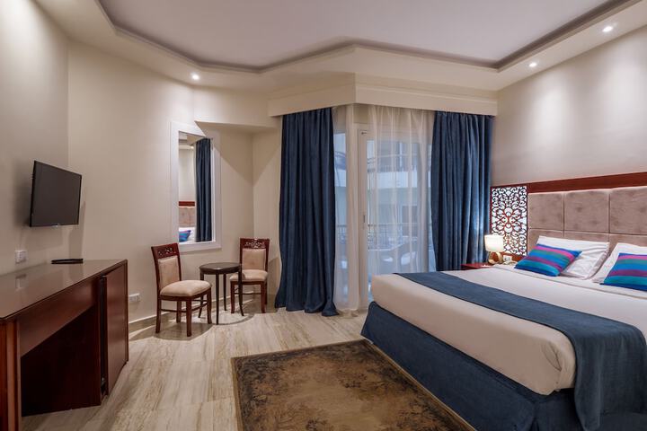 Room 40 of 131