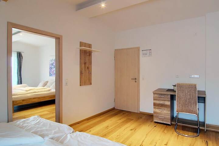 Room 7 of 24