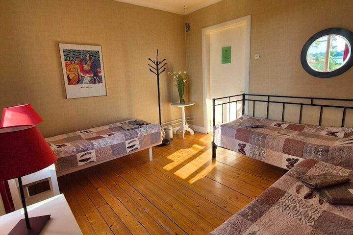 Room 12 of 68