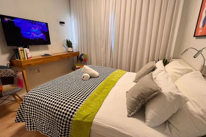 Room 11 of 35