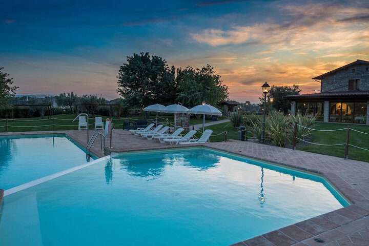 Pool 43 of 65