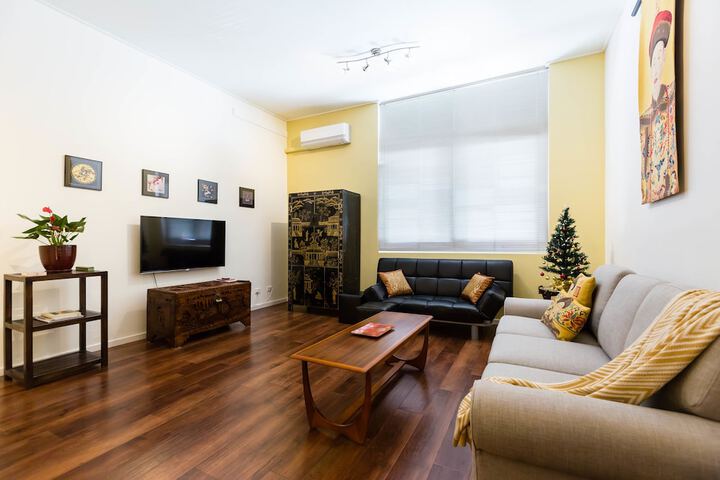 Room 14 of 20