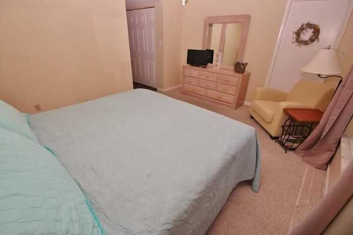 Room 8 of 264