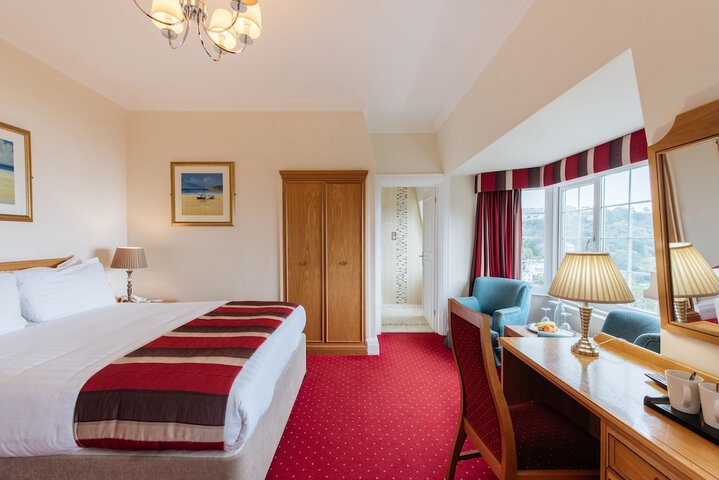 Room 25 of 111