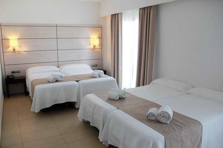Room 30 of 167
