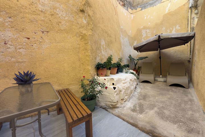 Terrace/Patio 85 of 132