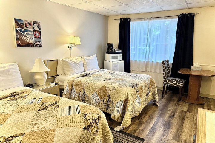 Room 8 of 23