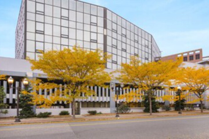 Global Luxury Suites on Prospect Street