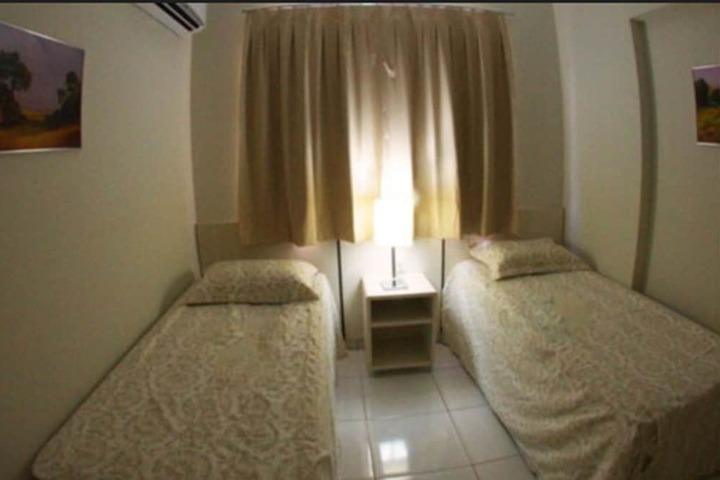 Room 9 of 39