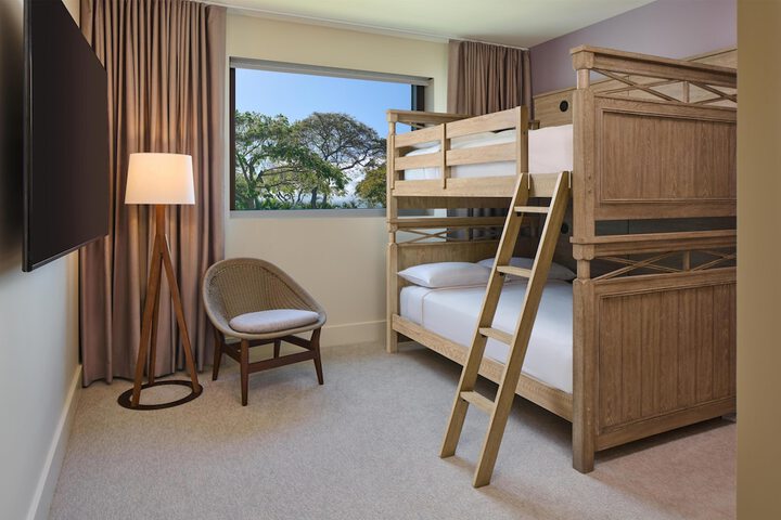 Room 15 of 162