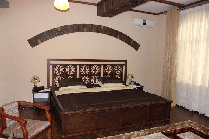 Room 36 of 86
