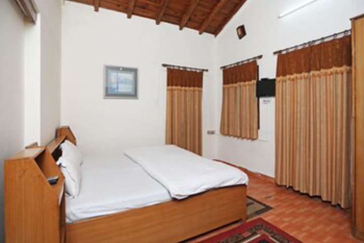 Room 16 of 23