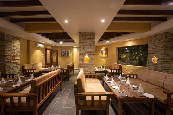 Dining 88 of 107