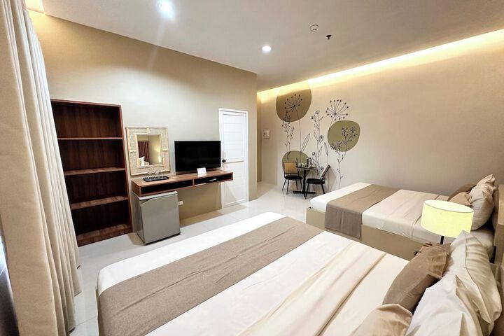 Room 13 of 72