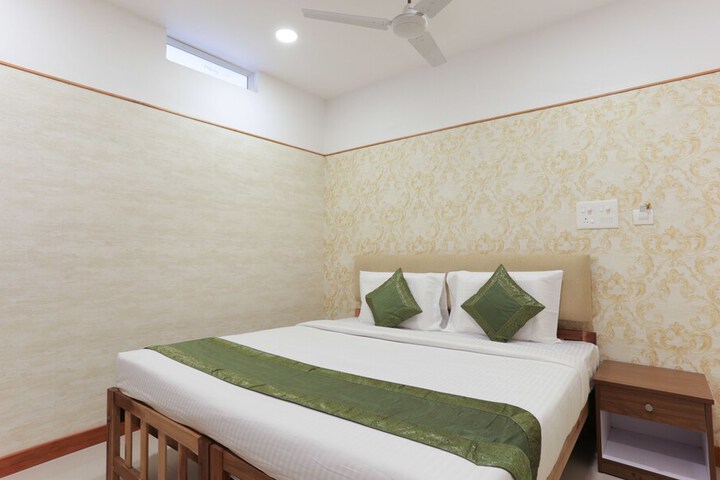 Room 19 of 39