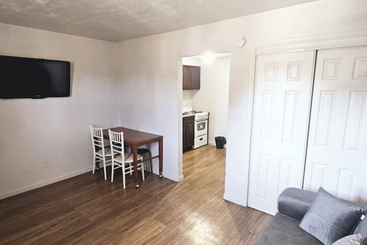 Room 13 of 31