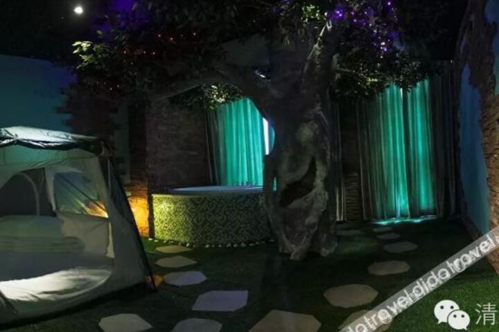 Hotel Interior 11 of 29