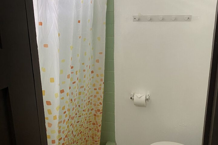 Room 68 of 82