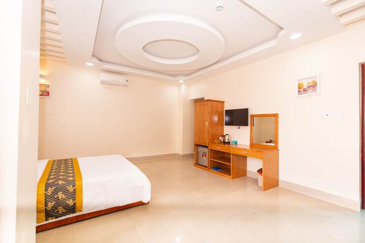 Room 5 of 46
