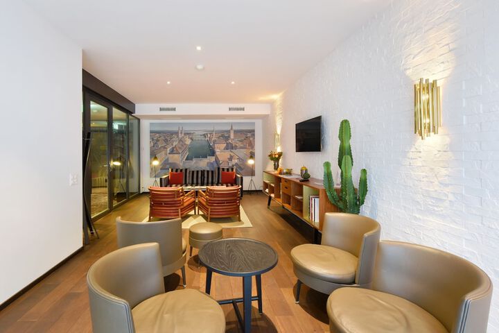 Lobby Photos