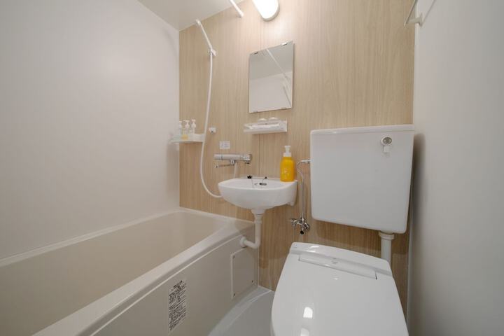 Clean Restrooms